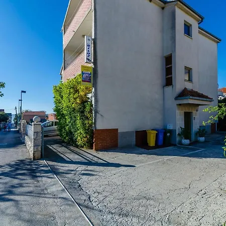 Ante Apartament Kaštela