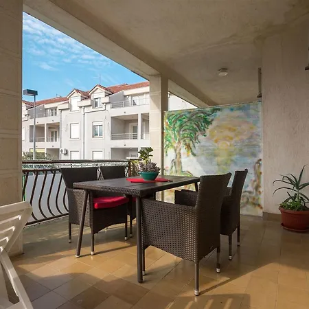 Ante Apartament *